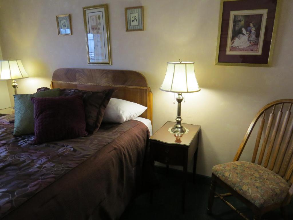 Billy Barker Casino Hotel Quesnel Quarto foto